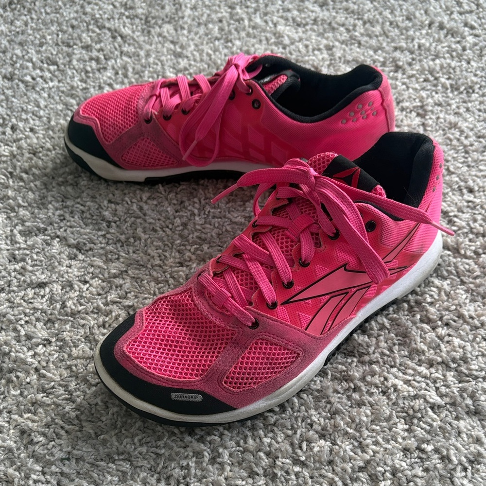 Reebok Women's Vibrant Pink CrossFit Shoes - Picture 2 of 6
